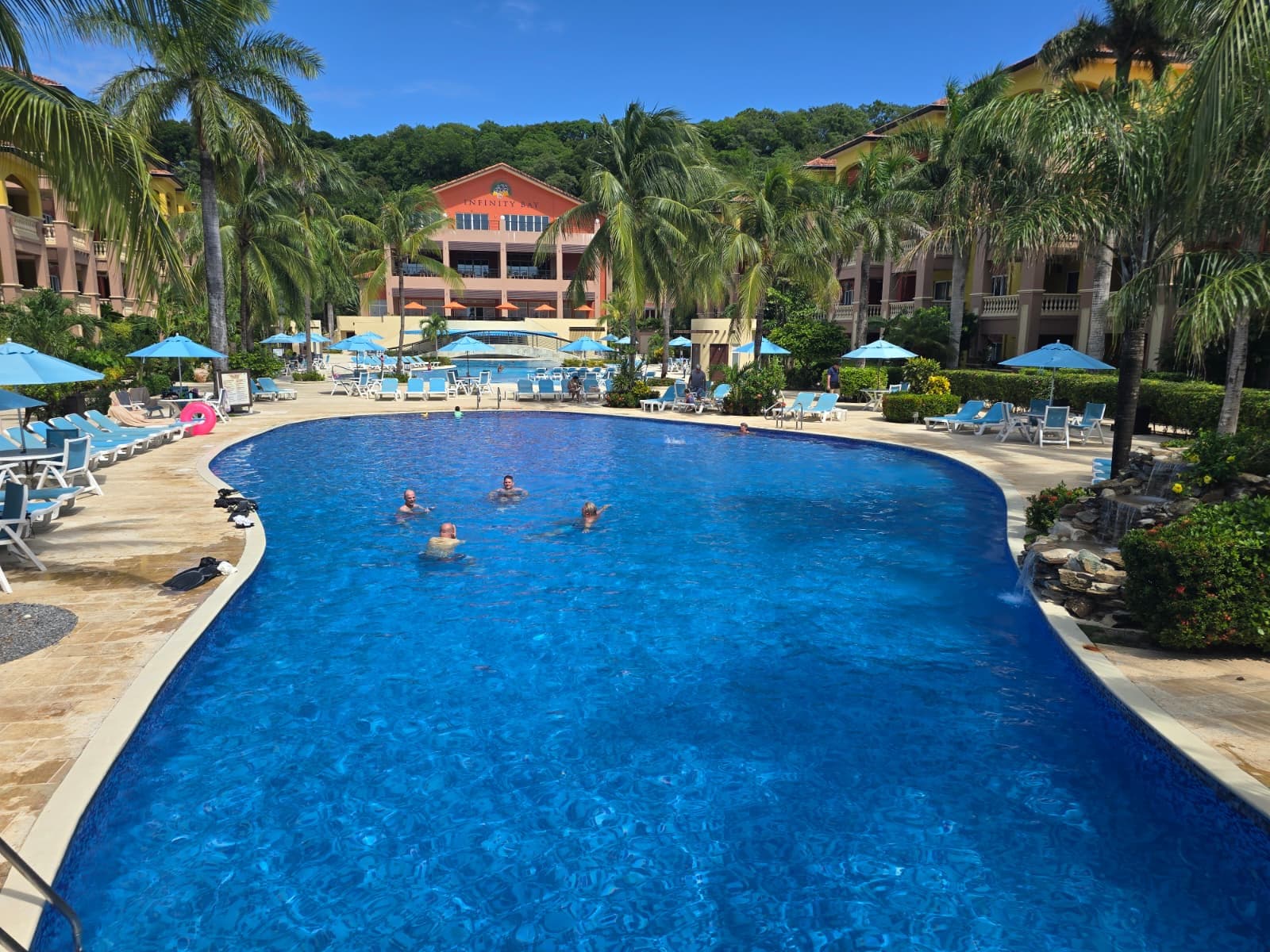 Infinity Bay