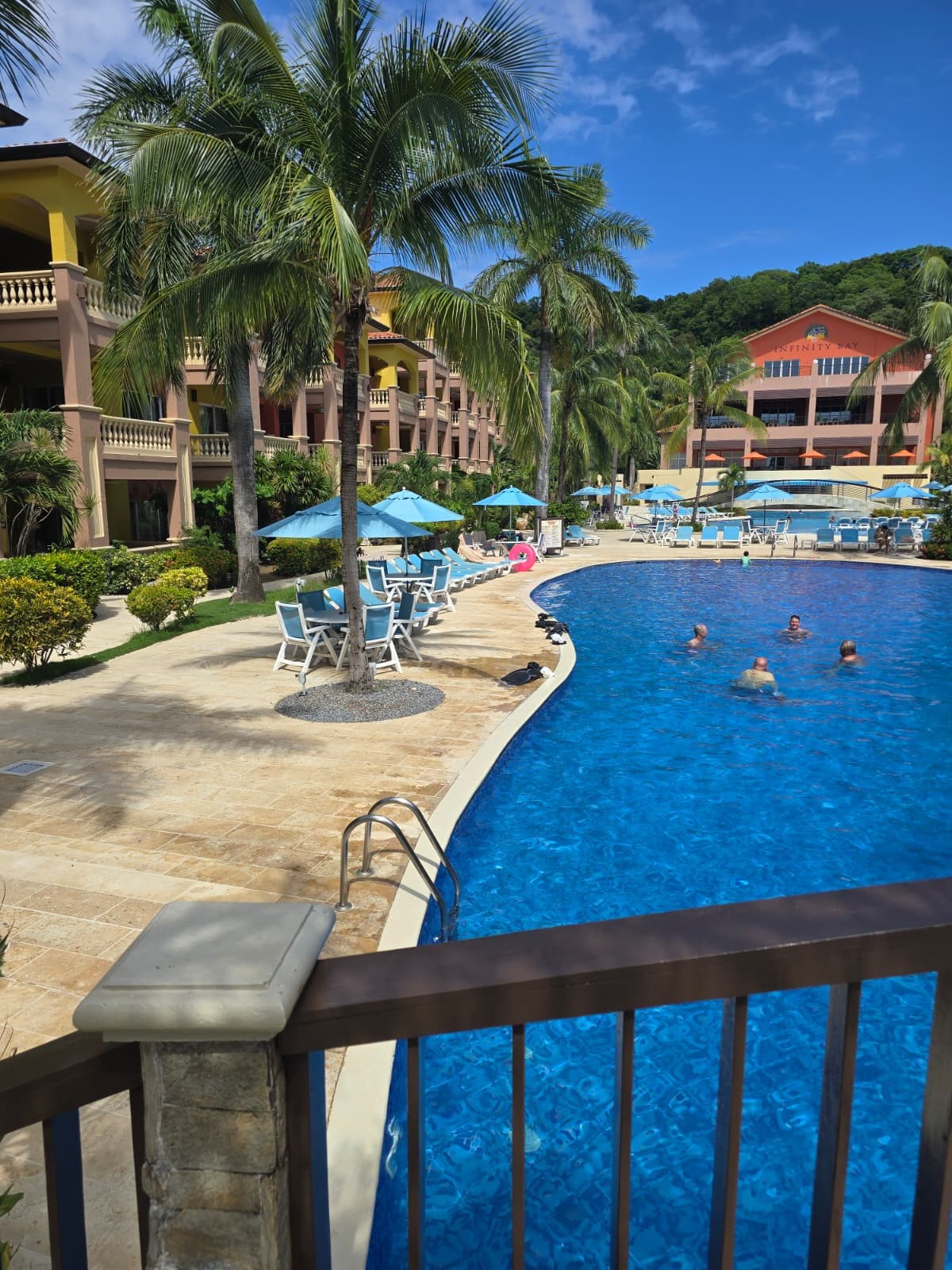 Fotografie — Infinity Bay